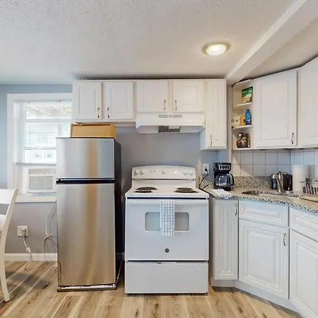 Hampton Beach Hangout & Nancy'S Villa Chambre photo